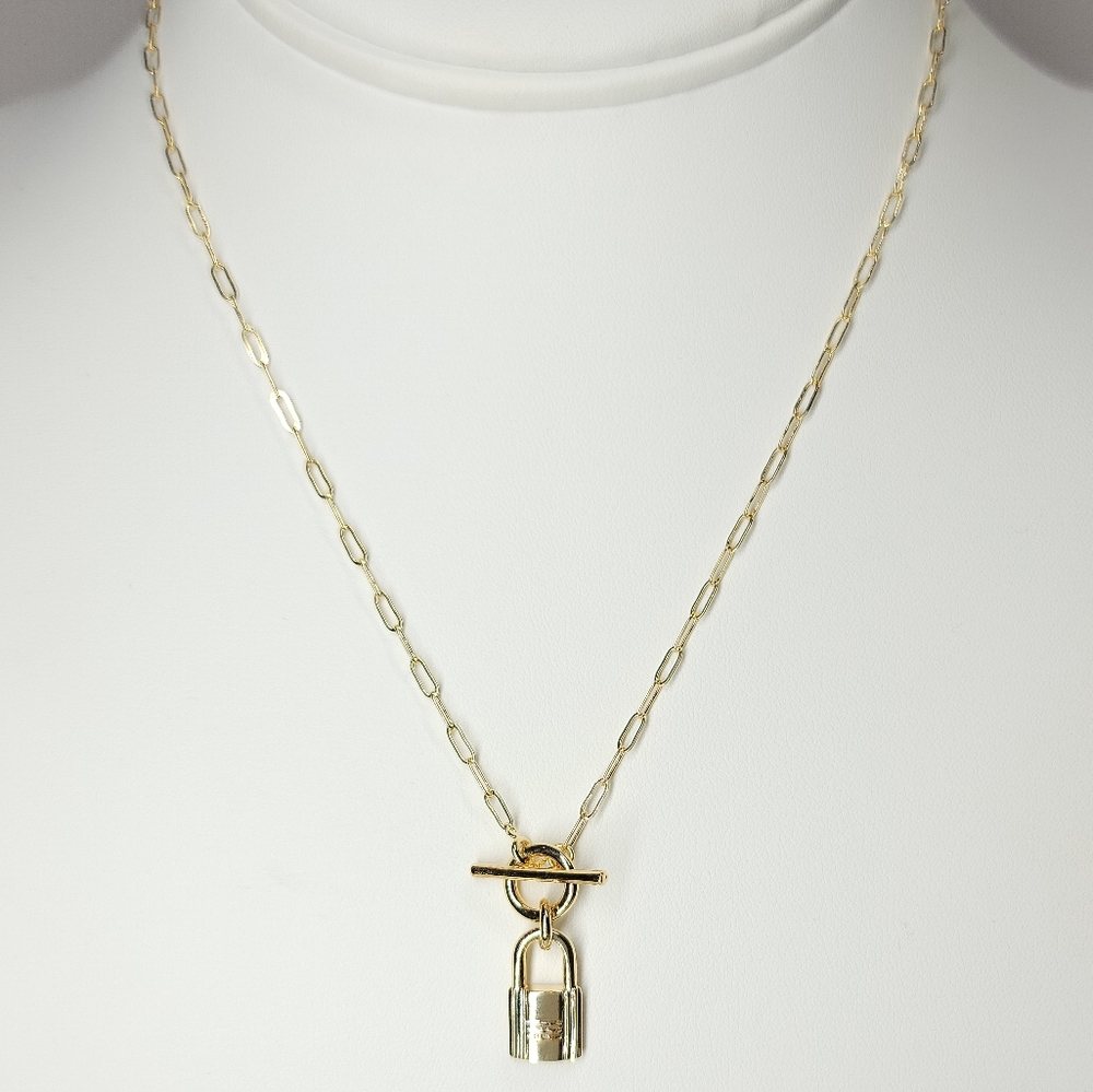 Trendy Padlock Toggle Paperclip Necklace NEW - Picture 3 of 11